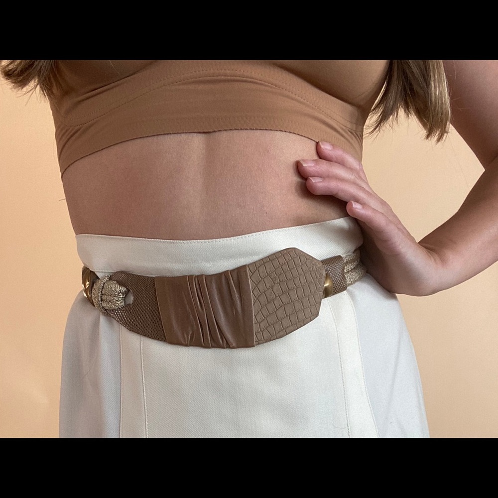 Vintage stretch leather belt
